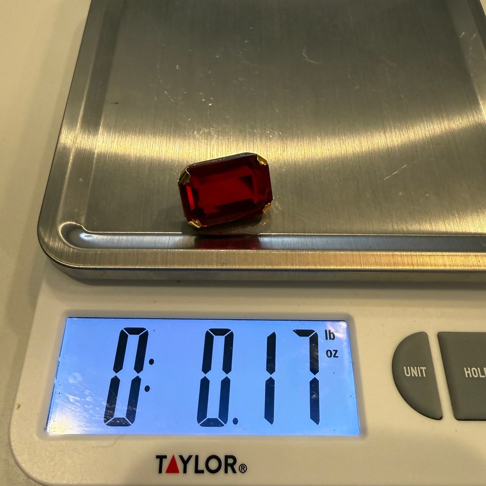 Glam Statement Red Faceted Stone Stud Earrings Gold Tone Oversized 1.25" - Picture 8 of 9